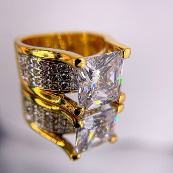 Seta Gold Tone Radiant Square Cut Cubic Zirconia High Profile Ring - Picture 5 of 7